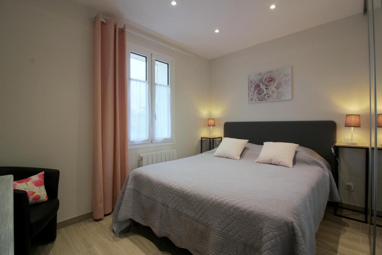 Les Raisins du Bonheur Bed and Breakfast Puisseguin Eksteriør billede